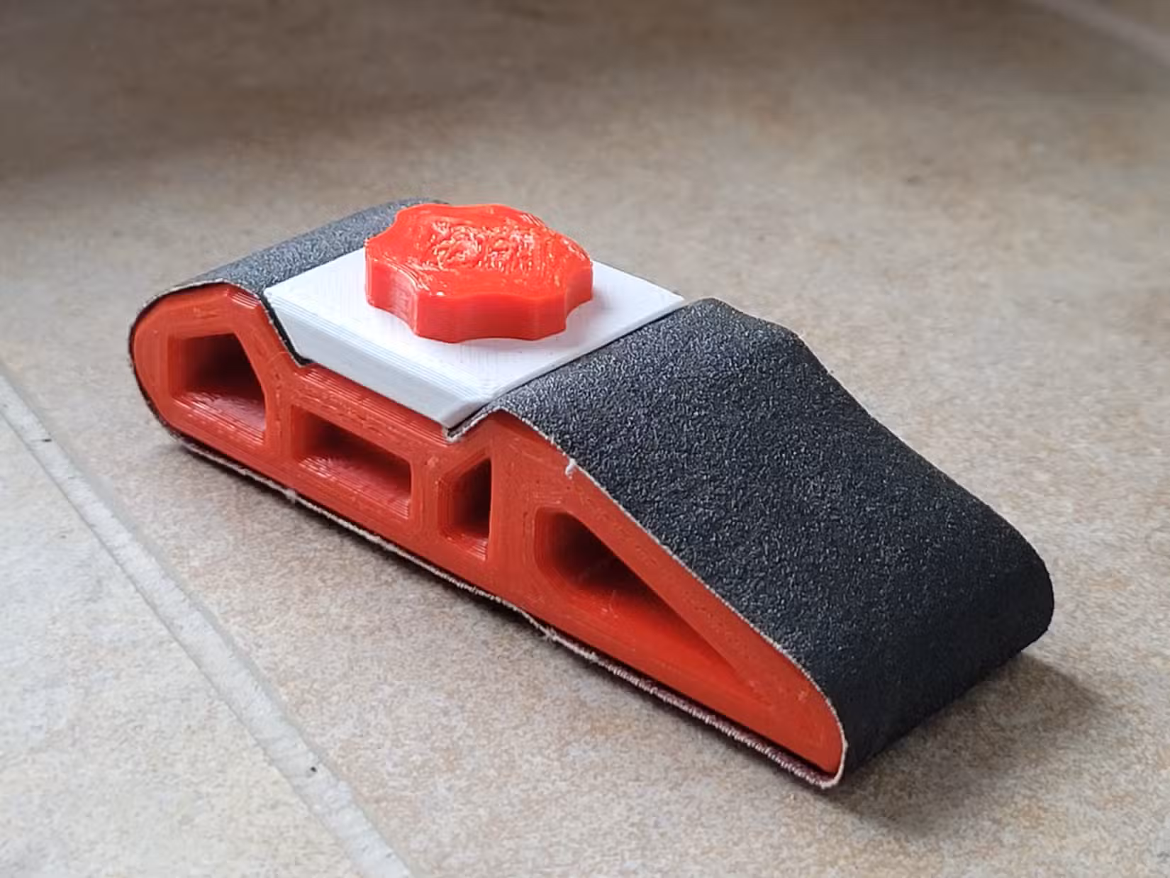 3D printed sanding block by PrismaModels on MakerWorld.