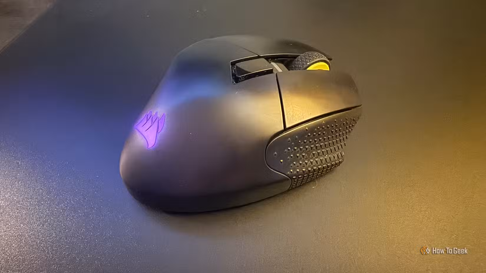 The grip side of the Corsair Scimitar Elite Wireless SE gaming mouse.