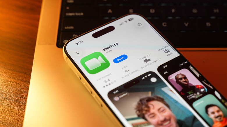 FaceTime app page on the iPhone App Store.